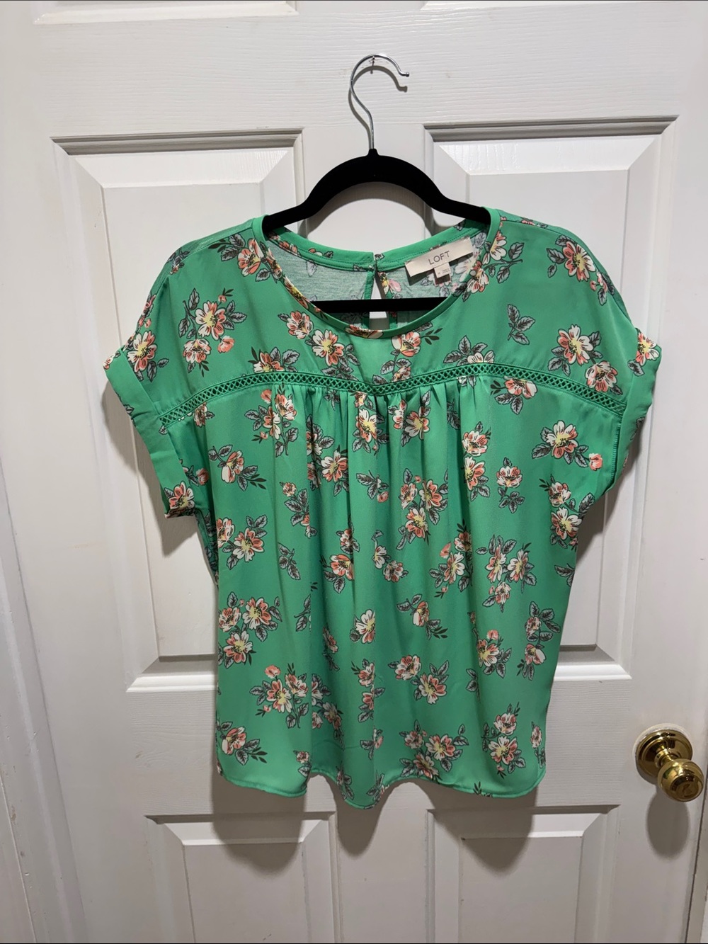 LOFT Mint Green Floral Crochet-Yoke Cap Sleeve Blouse
